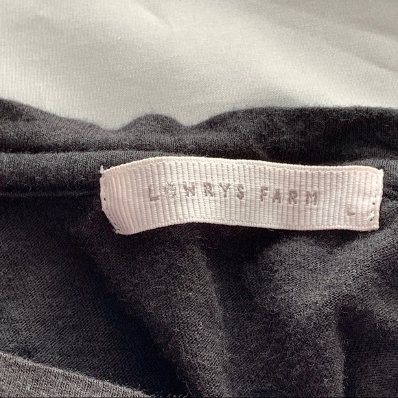 LOWRYS FARM Black Graphic Tee Hold Still!! - Picture 3 of 4